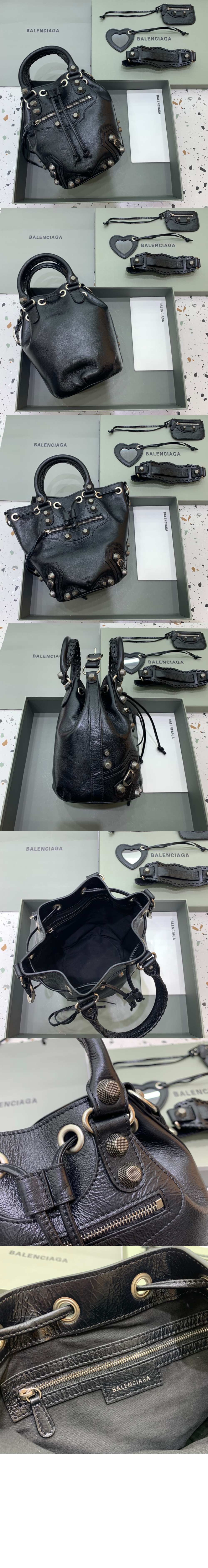 르카골 스몰 버킷백 702432 > Le Cagole - 르 카골