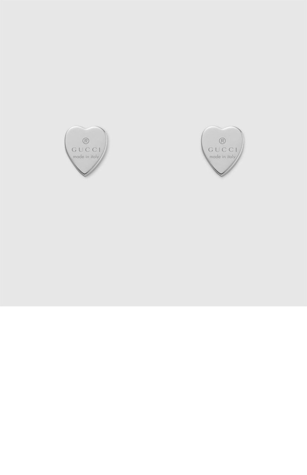 트레이드마크 하트 모양 귀걸이 ‎223990 > Etc - 기타제품