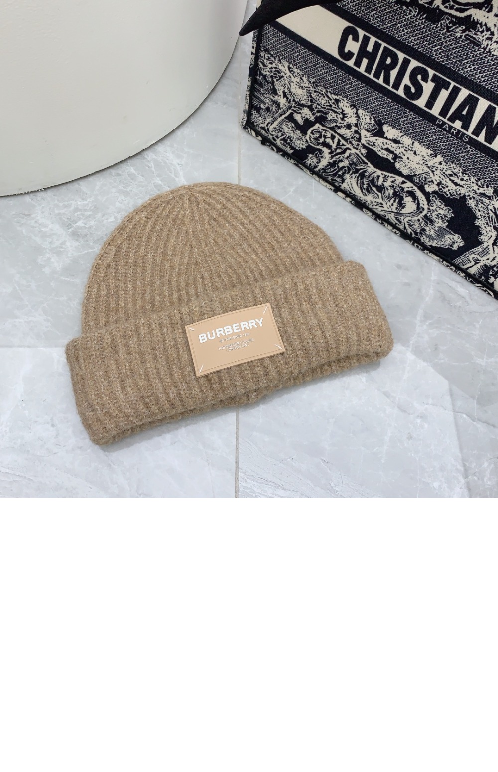 니트모자 8015397 > 버버리