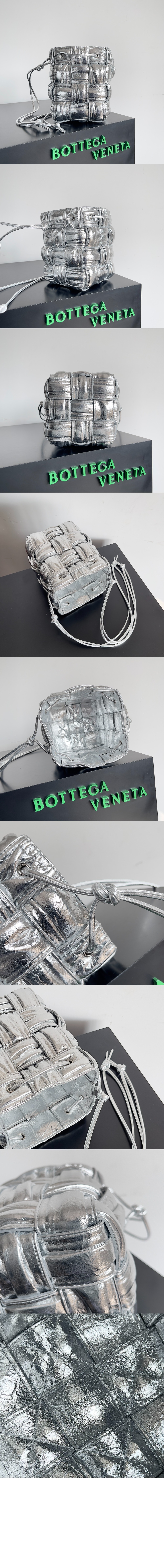 스몰 카세트 크로스바디 버킷백 717187 > Cassette - 카세트