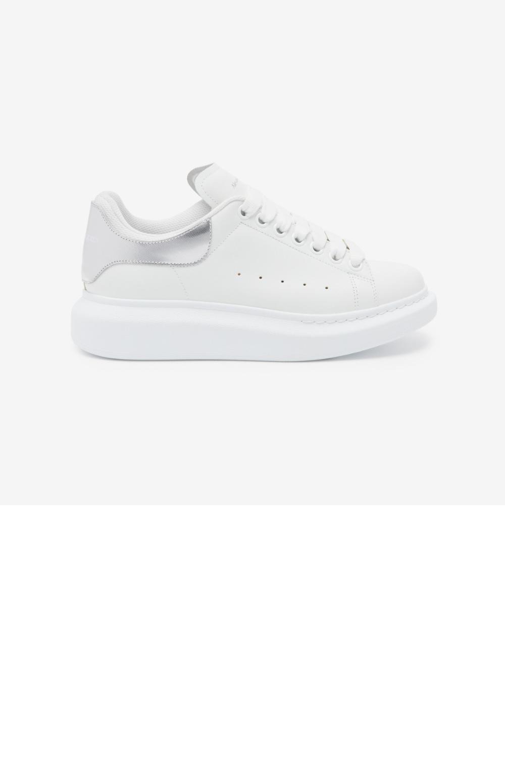 오버사이즈 스니커즈 697103 > Etc - 기타제품