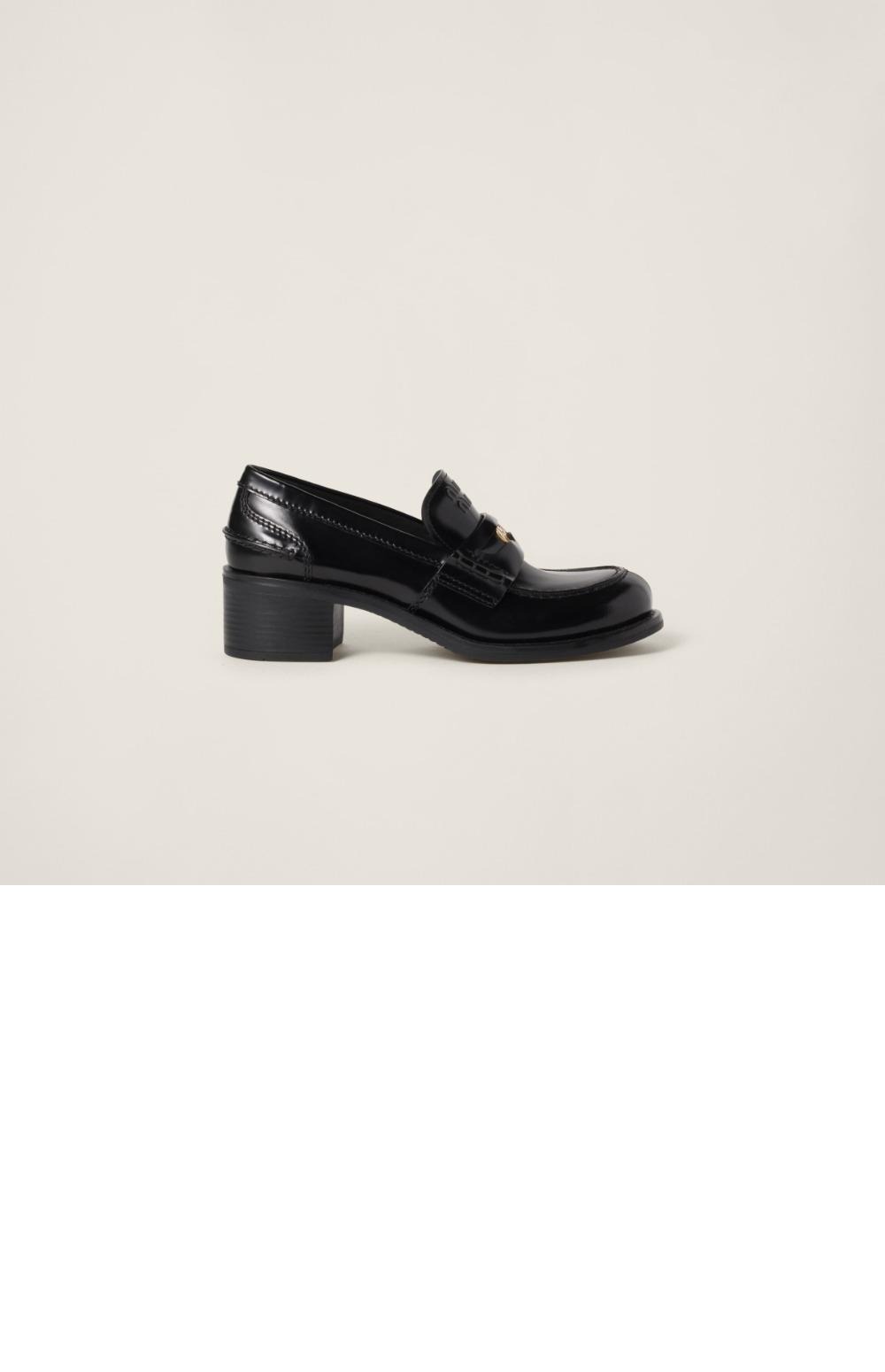 브러쉬드 가죽 로퍼 5D276E > Loafers and lace-ups - 로퍼 및 레이스업