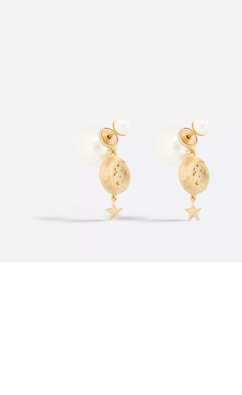 귀걸이 E3685 > 디올