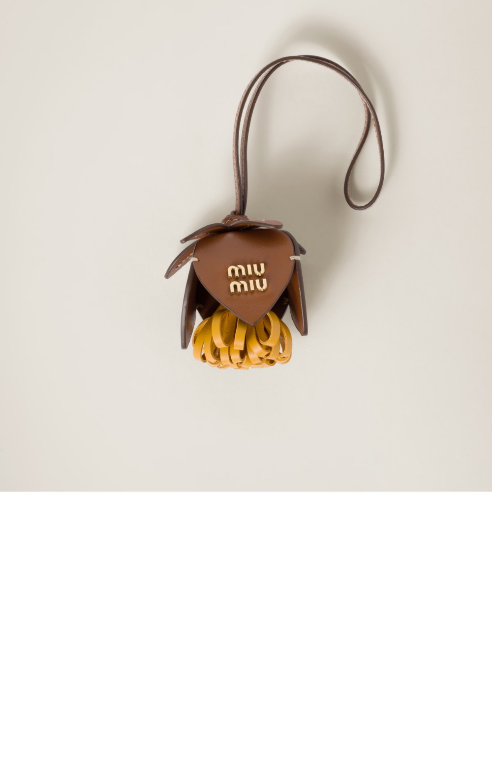 가죽 트릭 5TL498 > 미우미우