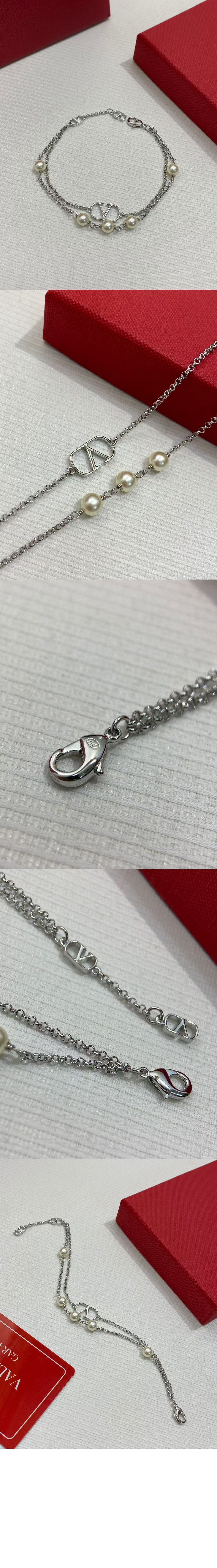 펄 장식 브이로고 시그니처 메탈 브레이슬릿 > 발렌티노