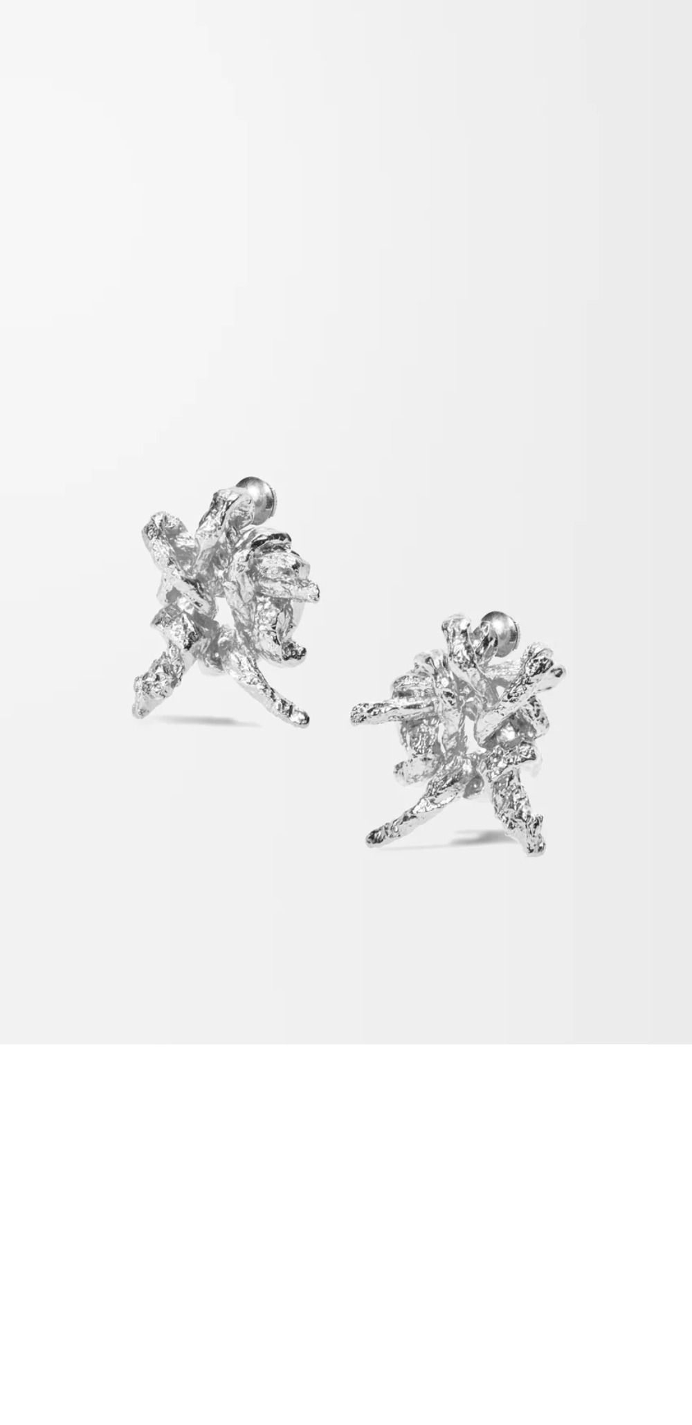 타란텔라 이어링 > 로에베