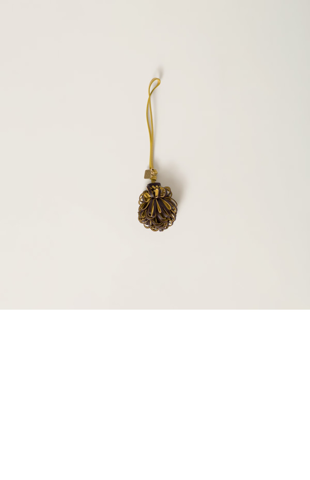 나파 가죽 트릭 5TL540 > 미우미우