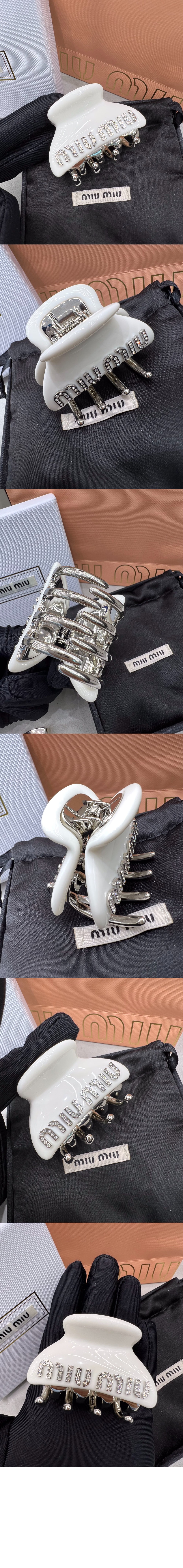 로고 장식 스몰 오픈 클립 5IF068 > 미우미우