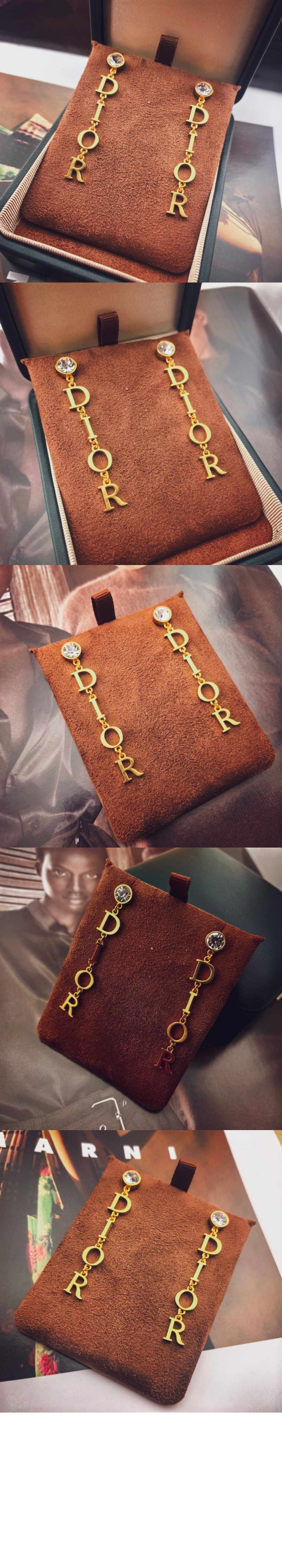 레볼루션 이어링 귀걸이 E4038 > 디올