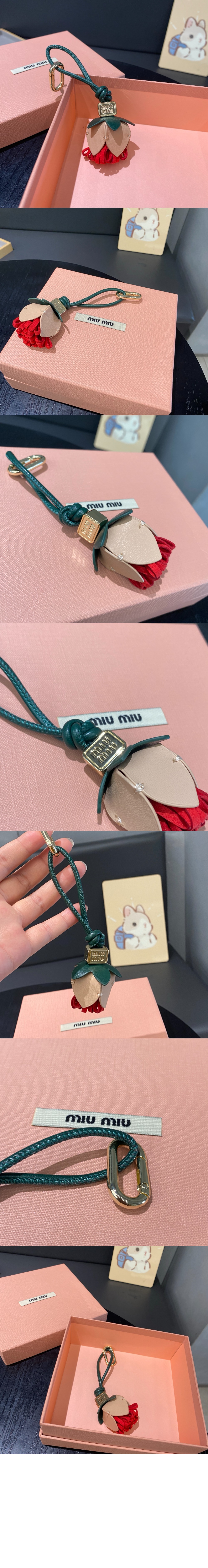 가죽 마이크로 트릭 5ID010 > 미우미우