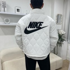 나** 아리 숏 차이나 패딩