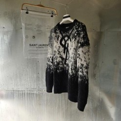 생** 그라데이션 스웨터