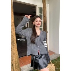 톰* 4빠 완장 포인텔 브이넥 울가디건수입고퀄(여성)