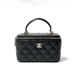 샤* 클래식 탑핸들 직사각 베니티 WOC 블랙 AP2199B0666094305 풀박스