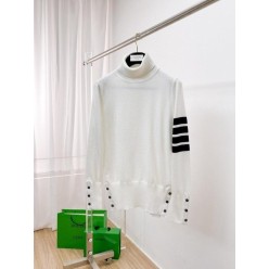 톰* 사선3버튼 울 터틀넥