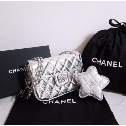 샤* 고급 24크루즈 스타코인퍼스 미니 플랩 백 실버