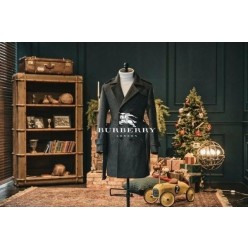 버** 런던버** 테일러드 클레식 트렌치코트