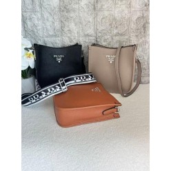 프** 레더 숄더백