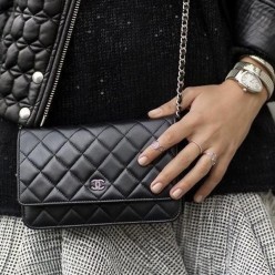 샤* 클래식 체인지갑