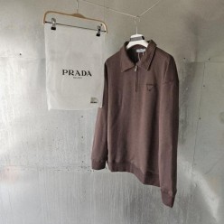 프** 트라이앵글 패치 스웨이트셔츠