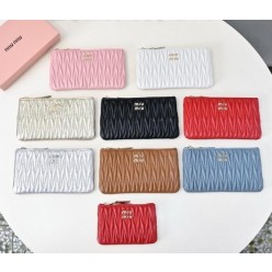 미*** 마틀라쎄 레더 지퍼 파우치  2 색상