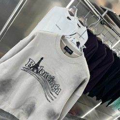 발**** 에펠탑 자수로고 맨투맨 워싱 티셔츠