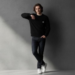 로** 100 울 크루넥 니트