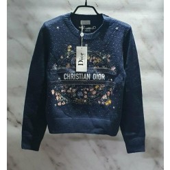 디* 로고꽃자수 니트