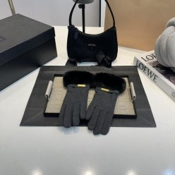 샤* 라쿤 금장 로고 스웨이드 장갑