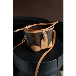 루* 모노그램 패턴 노에 버킷백