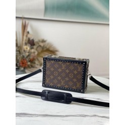 루* 마카사르 클러치