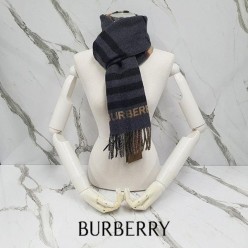 버** 컨트라스트 체크 캐시미어 머플러 310