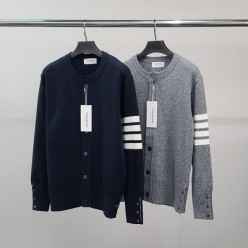 톰* 램스울 사선완장 라운드 가디건