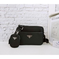 프** 고급 리나일론 크로스백 블랙 2VH048 2DMH F00021