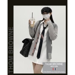 톰* 스트레스 라이프 배색 니트 가디건 (8486)