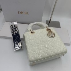 디* 페이던트 레이디백