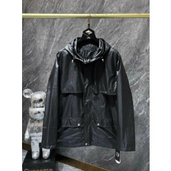 크* 크로스 스티치 바람막이