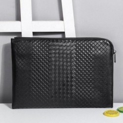 보** 인트레치아토 레더 악어 클러치