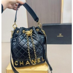 샤* 로고 버킷백