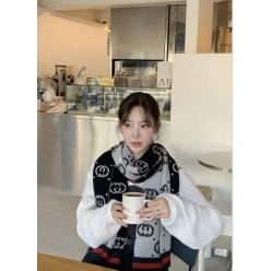 구* 시그니처 로고 레드띠 머플러