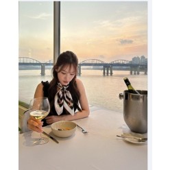 루* 로이 모노그램 로고 스카프