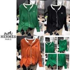 에*** 라인 배색 버튼 스웨터