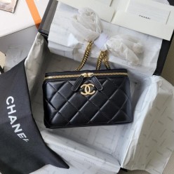 샤* 금장 체인 베니티백 AP3044