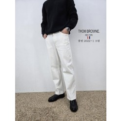 톰* 세미 일자 화이트 진 청바지