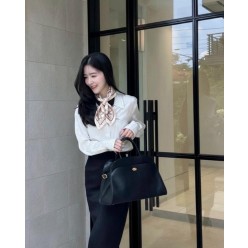 루* 실크 모노그램 방도