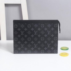 루* 토일렛 클러치