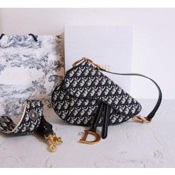 디* 고급 오블리크 클래식 다크 네이비 미듐 새들백