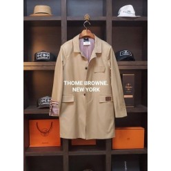 톰* 클래식 라인 삼선웨일 뒤 삼선트렌치코트