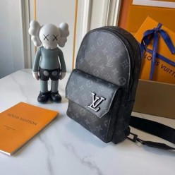 루* 블랙모노 파일럿 슬링백