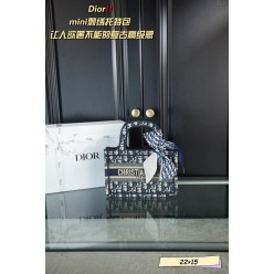 디* 3D자수 북 토트백 미니 (22cm)